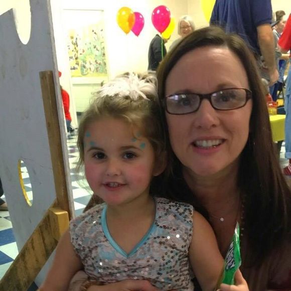 Meet your Posher, Tina - Picture 1 of 1